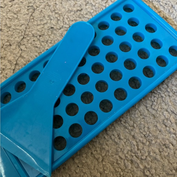 Lip balm filling tray - Picture 4 of 4